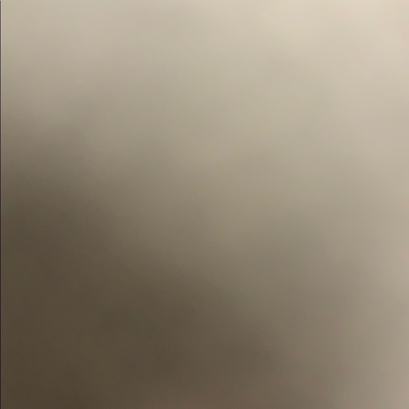 Meet your Posher, Annalee - Picture 1 of 1